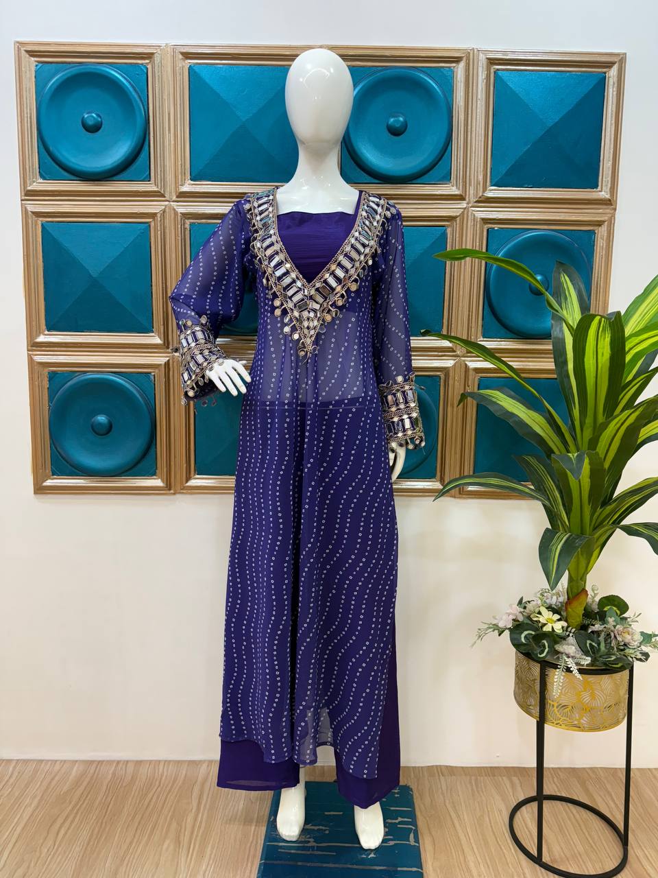 Beautiful Georgette Digital Printed Mirror Work Kurti Set
