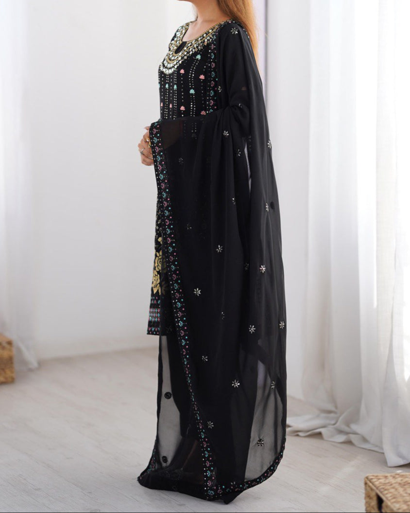 Wedding Special Thread & Sequence Work With Real Mirror Work Sut Set