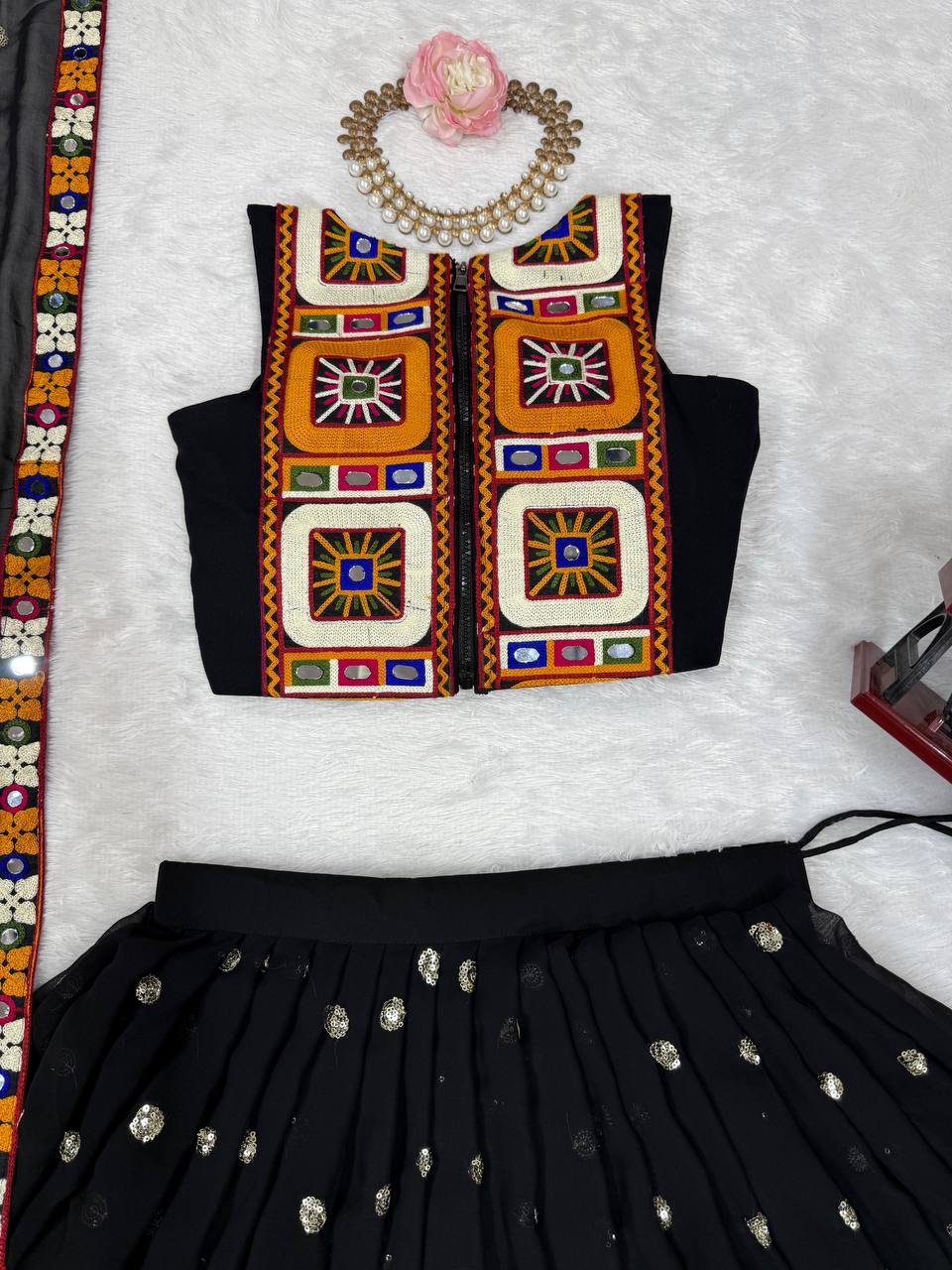 Navratri Special Gamthi Thred Work With Real Mirror🪞Sequnce work Lehenga Choli