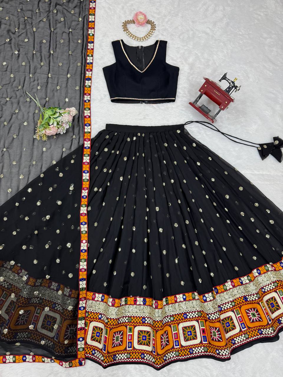 Navratri Special Gamthi Thred Work With Real Mirror🪞Sequnce work Lehenga Choli