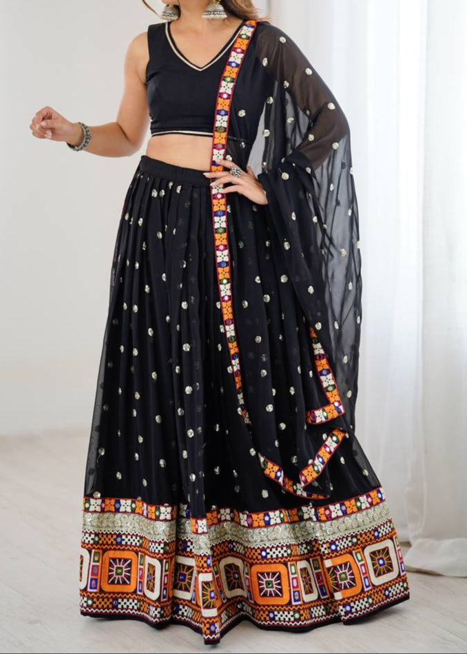 Navratri Special Gamthi Thred Work With Real Mirror🪞Sequnce work Lehenga Choli