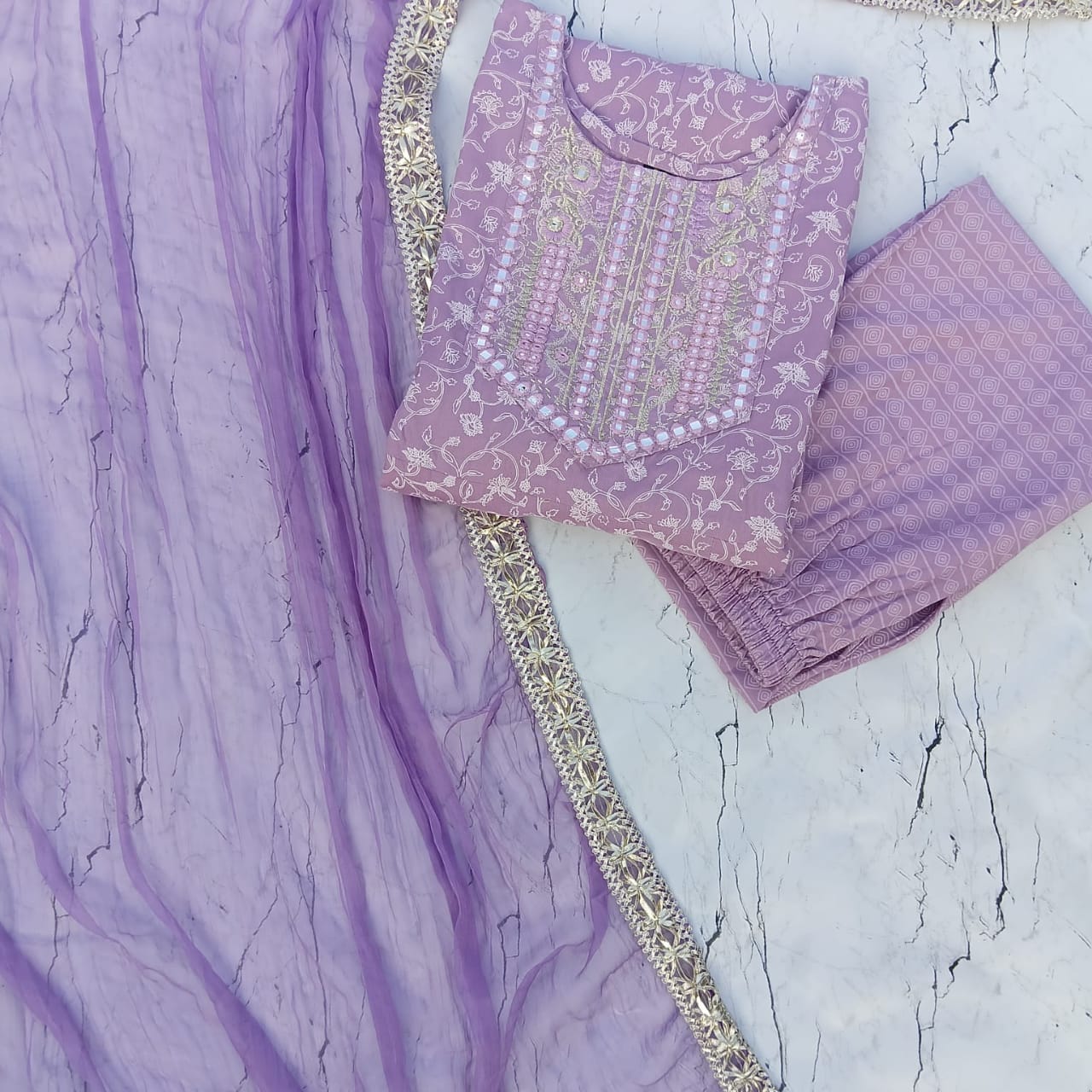 Graceful Lavender Printed Kurta Set with Dupatta