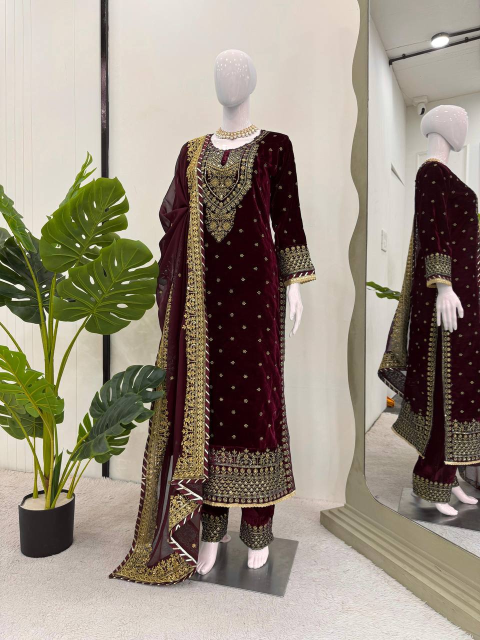 Designer Heavy Viscose Velvet Sequence Work Suit