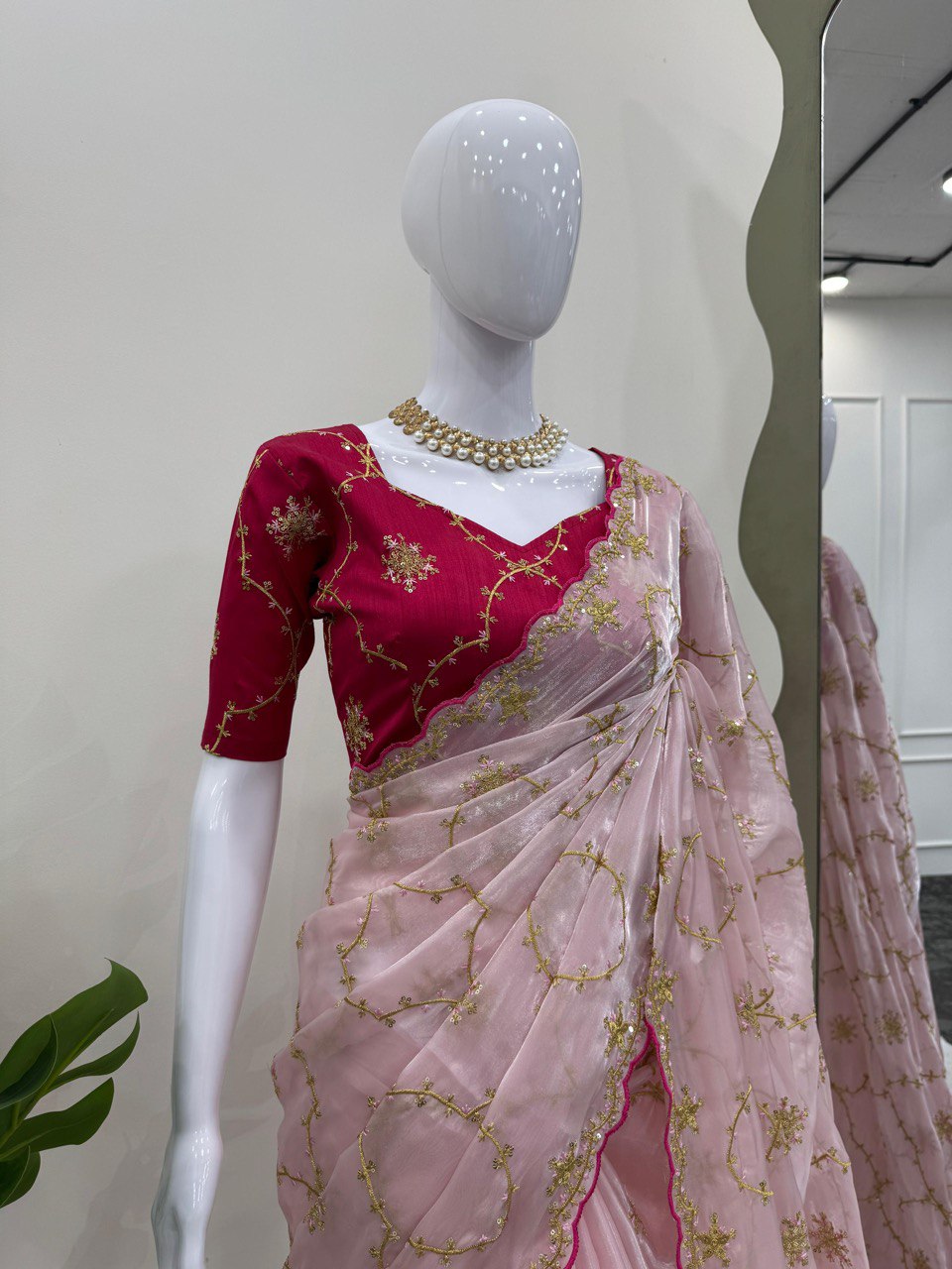 Designer Jimmy Chu Saree With Unstitched Blouse