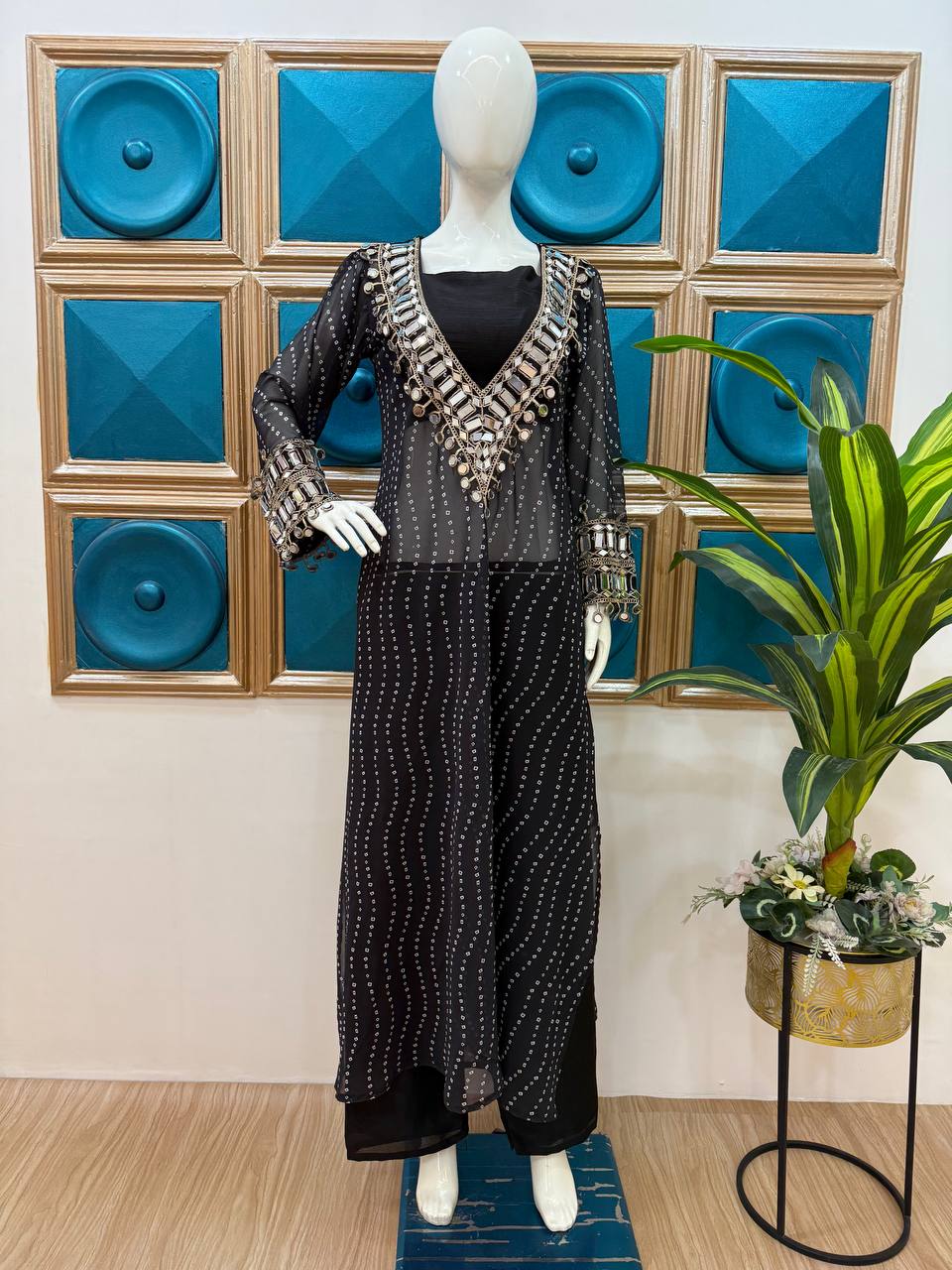 Beautiful Georgette Digital Printed Mirror Work Kurti Set