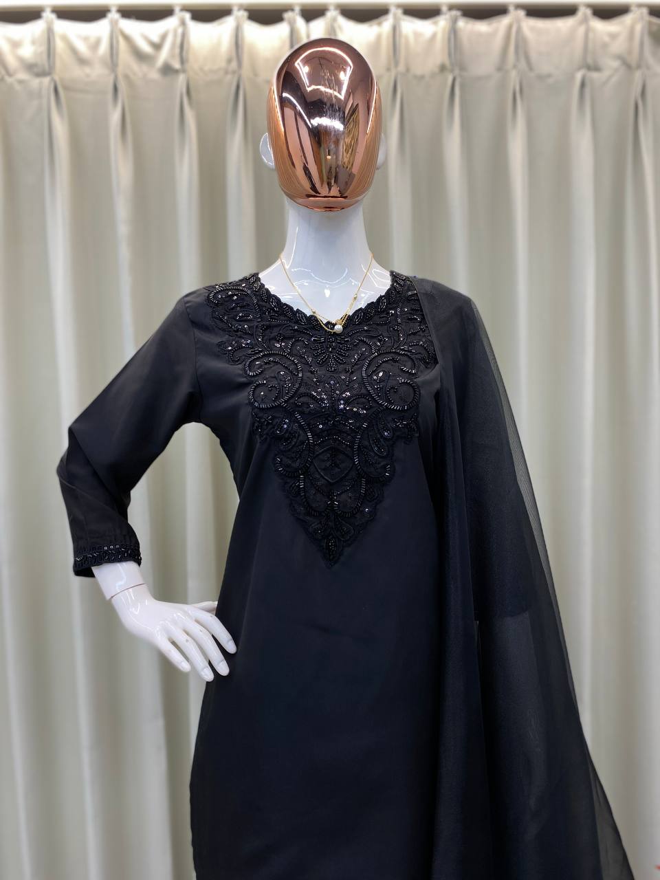 Beads Work On Kurti Plain Farshi Salwar With Organza Dupatta