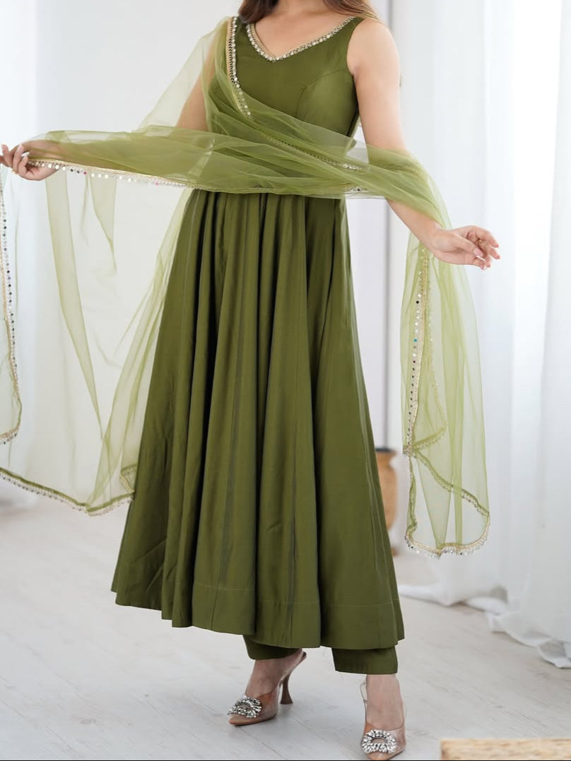 Beautiful Fancy Designer Anarkali Suit
